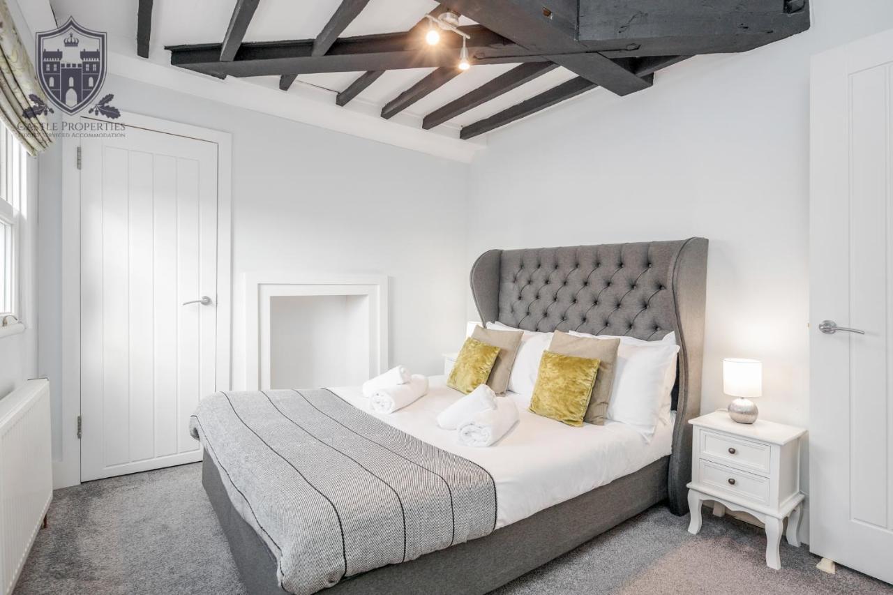 Castle Properties: The Sovereign 5 Bed Town House Windsor Exterior foto