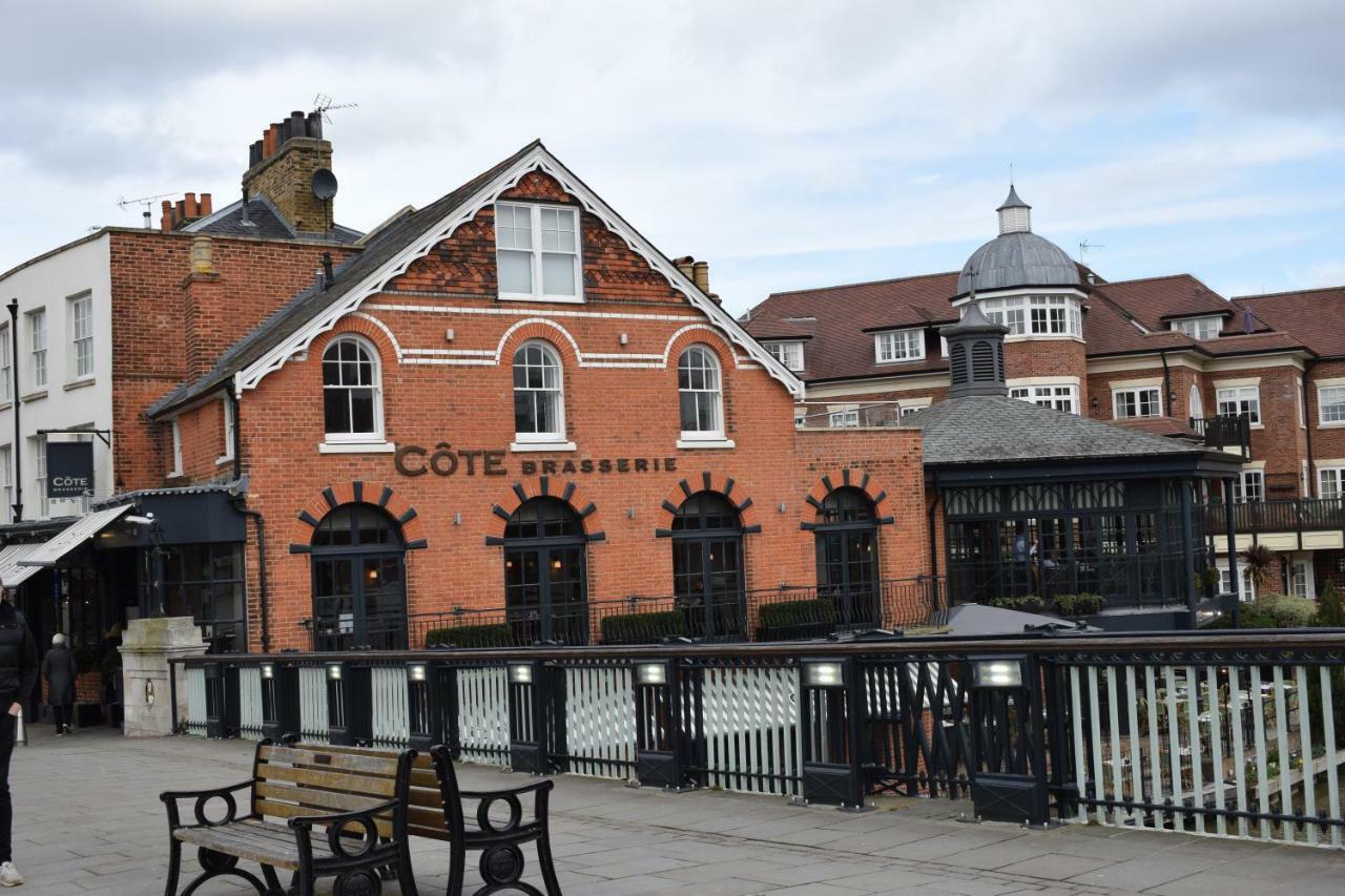 Castle Properties: The Sovereign 5 Bed Town House Windsor Exterior foto
